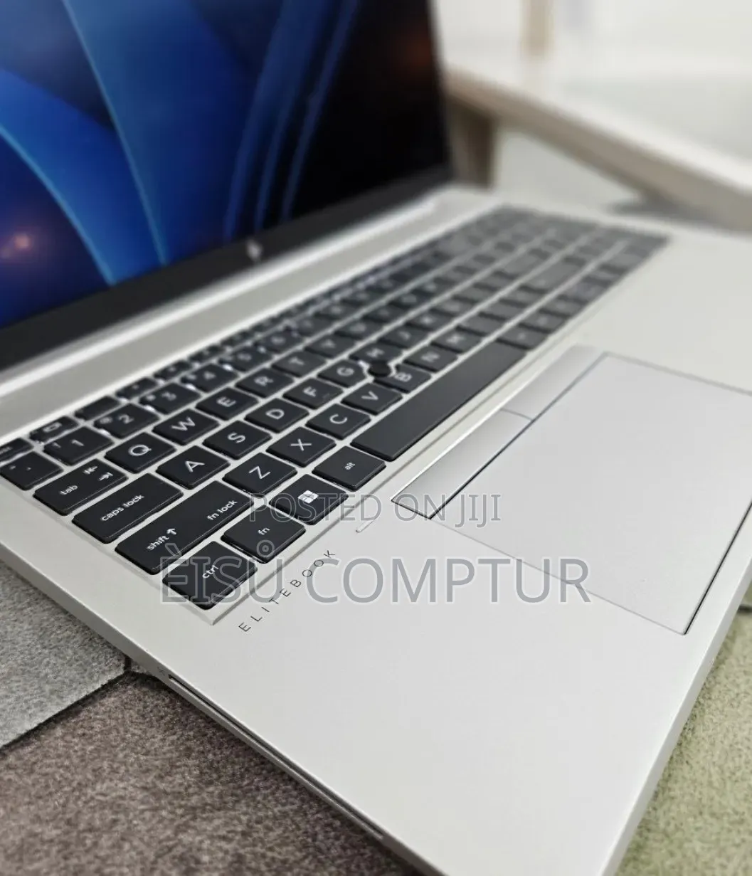 New Laptop HP EliteBook 850 G8 16GB Intel Core i7 SSD 512GB