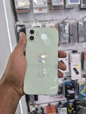 Apple iPhone 12 64 GB