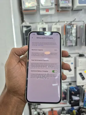 Apple iPhone 12 64 GB