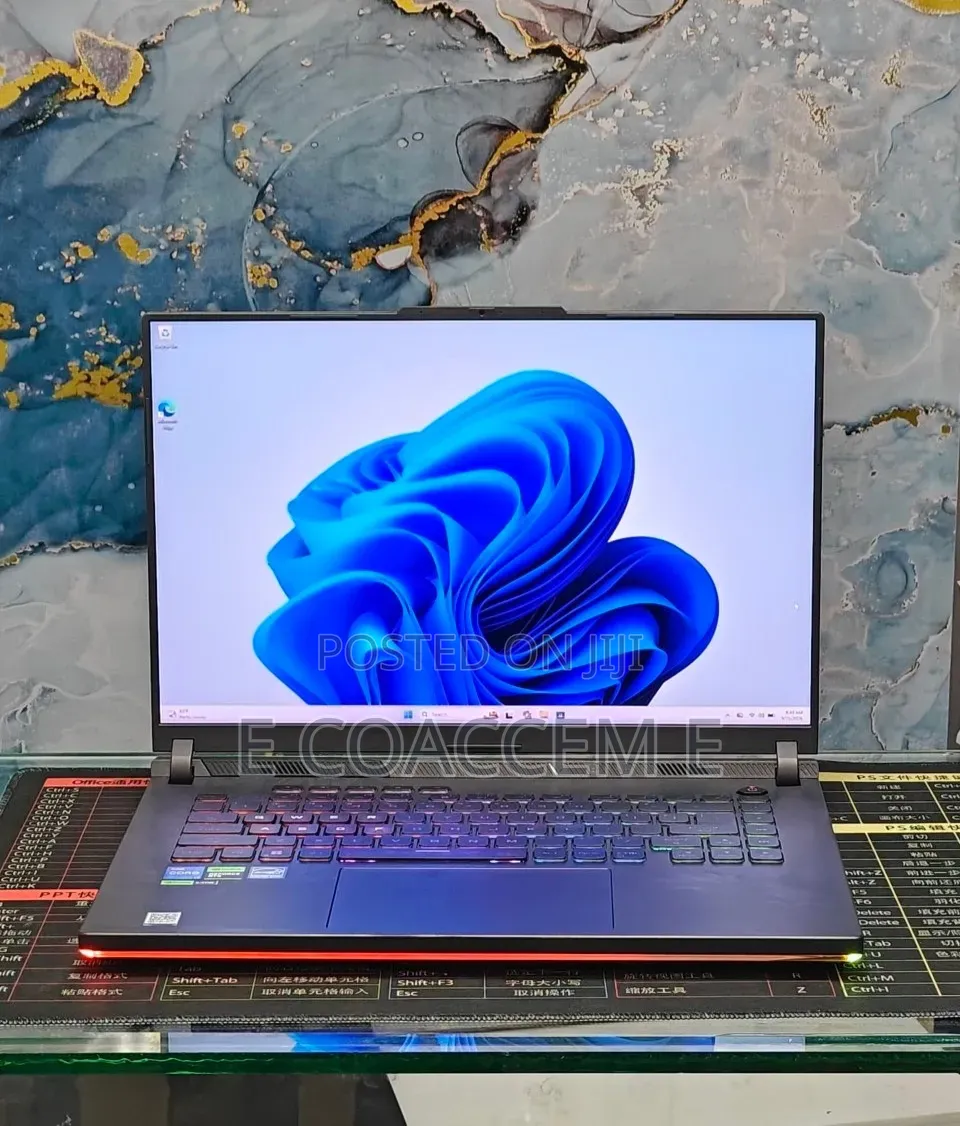 New Laptop Asus ROG Strix G16 G614 16GB Intel Core i7 SSD 1T