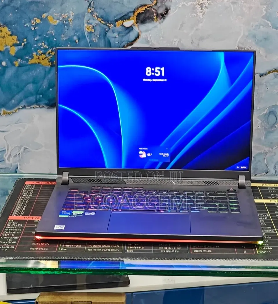 New Laptop Asus ROG Strix G16 G614 16GB Intel Core i7 SSD 1T