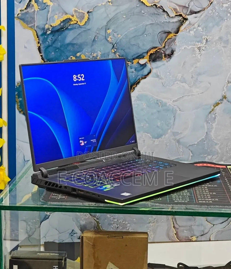 New Laptop Asus ROG Strix G16 G614 16GB Intel Core i7 SSD 1T