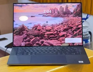 New Laptop Dell Precision 5550 16GB Intel Core i7 SSD 512GB