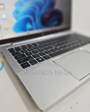 New Laptop HP EliteBook 840 G8 16GB Intel Core i7 SSD 512GB