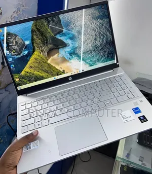 New Laptop HP Pavilion 15 16GB Intel Core i5 SSD 1T