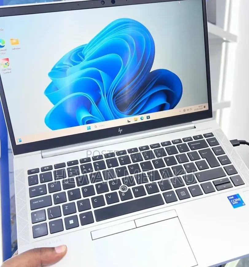 New Laptop HP EliteBook 840 G8 16GB Intel Core i7 SSD 512GB