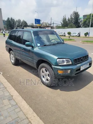 Toyota RAV4 Automatic 2000 Green
