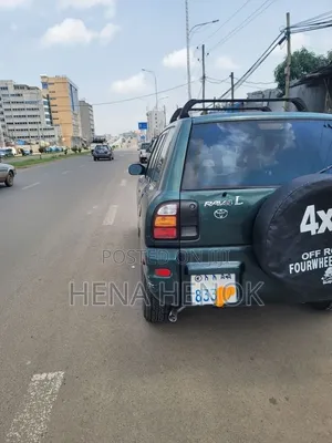 Toyota RAV4 Automatic 2000 Green