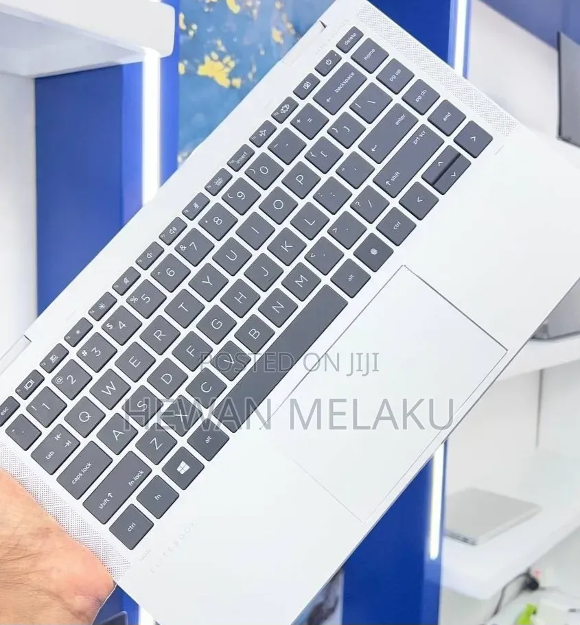 New Laptop HP EliteBook x360 1040 G7 16GB Intel Core i7 SSD 512GB