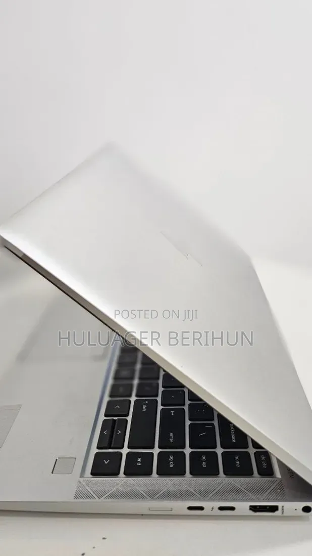 New Laptop HP EliteBook 840 G8 16GB Intel Core i7 SSD 512GB