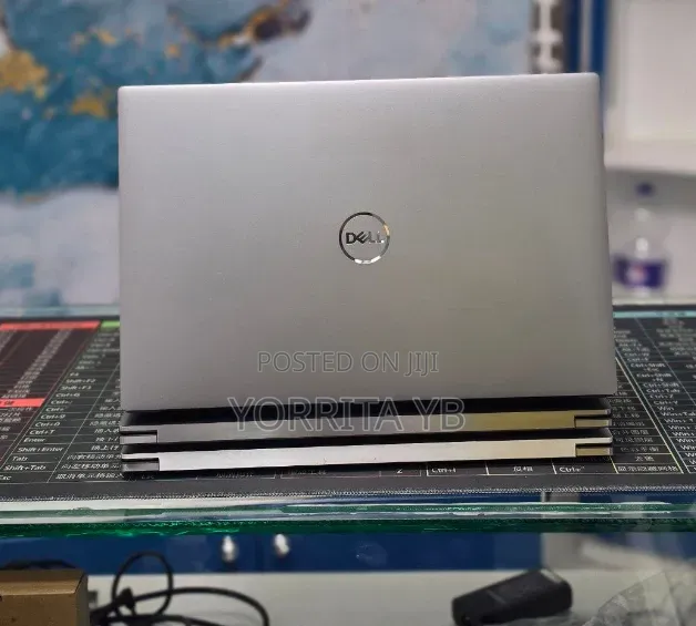 New Laptop Dell Precision 5560 32GB Intel Core i7 SSD 1T