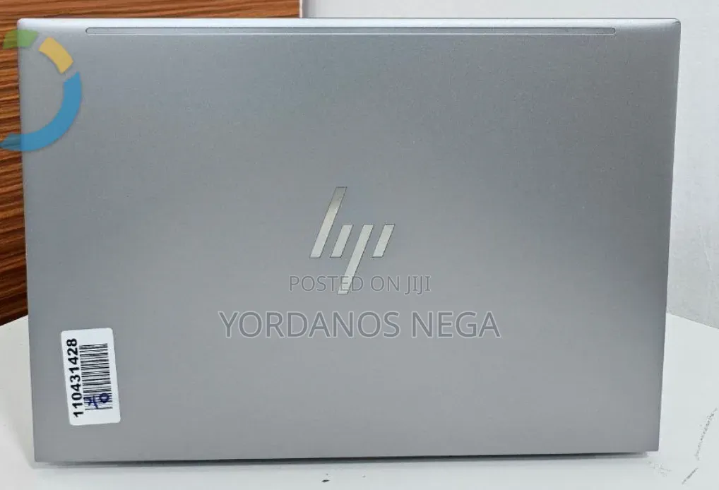 New Laptop HP ZBook Firefly 14 G10 16GB Intel Core i7 SSD 512GB