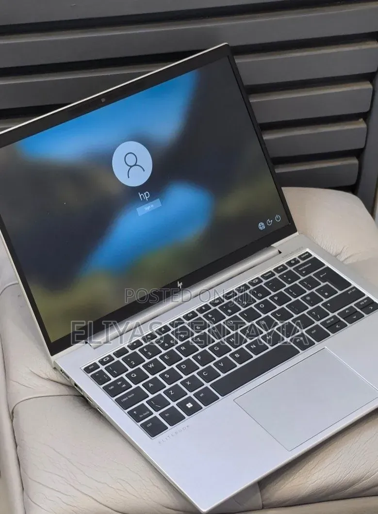 New Laptop HP EliteBook 840 G10 16GB Intel Core i5 SSD 512GB