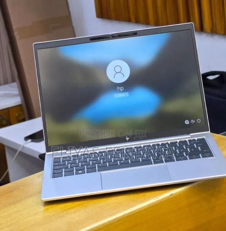 New Laptop HP EliteBook 840 G10 16GB Intel Core i5 SSD 512GB
