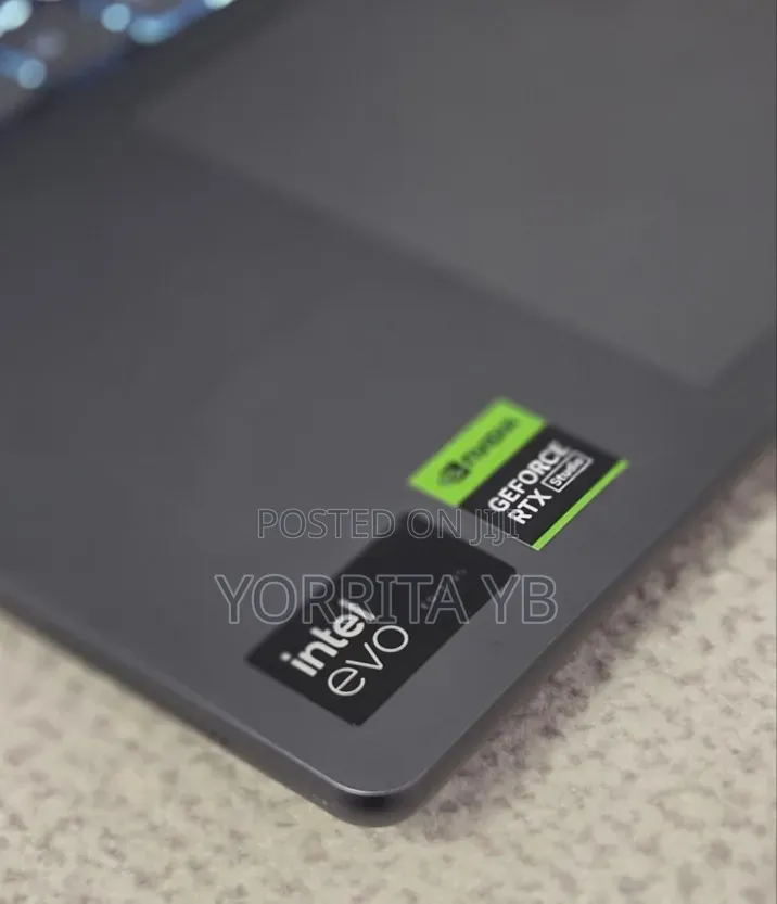 New Lenovo Yoga Pro 9i Aura Edition 32GB Intel Core Ultra 9 SSD 1T
