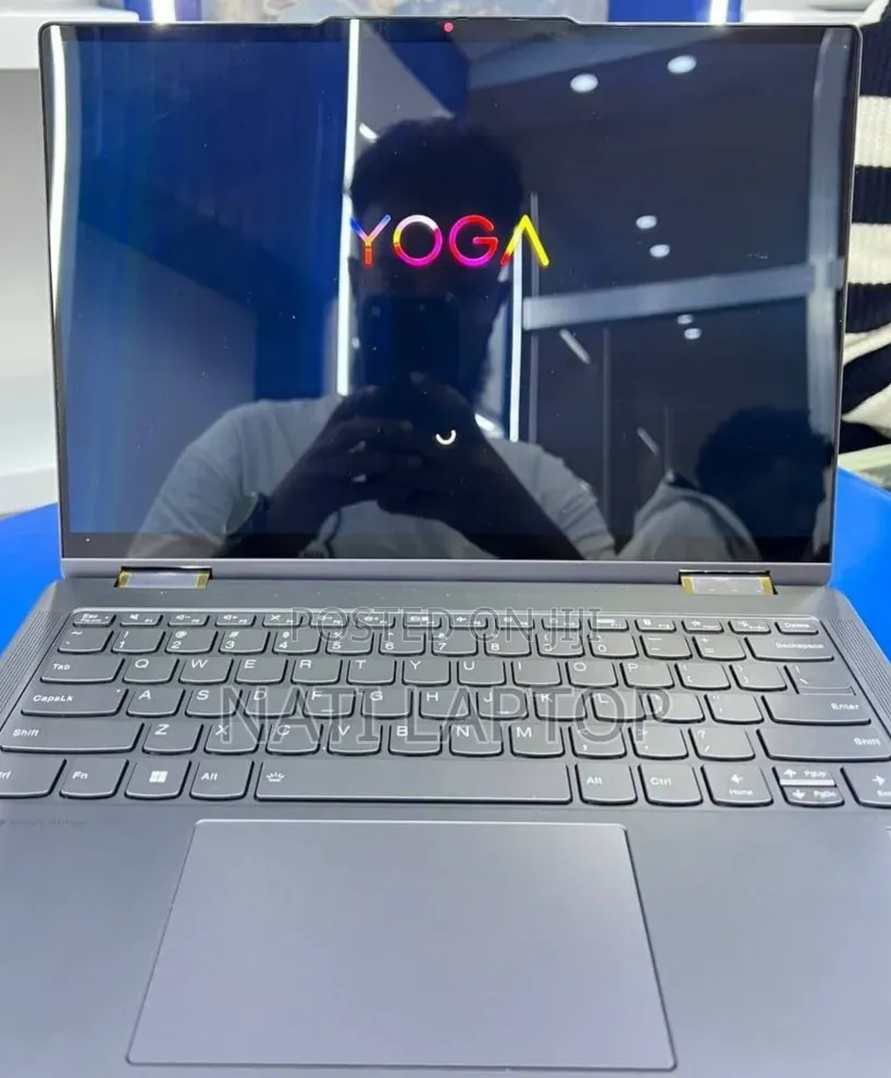 New Laptop Lenovo Yoga 7i 16GB Intel Core Ultra 7 SSD 512GB