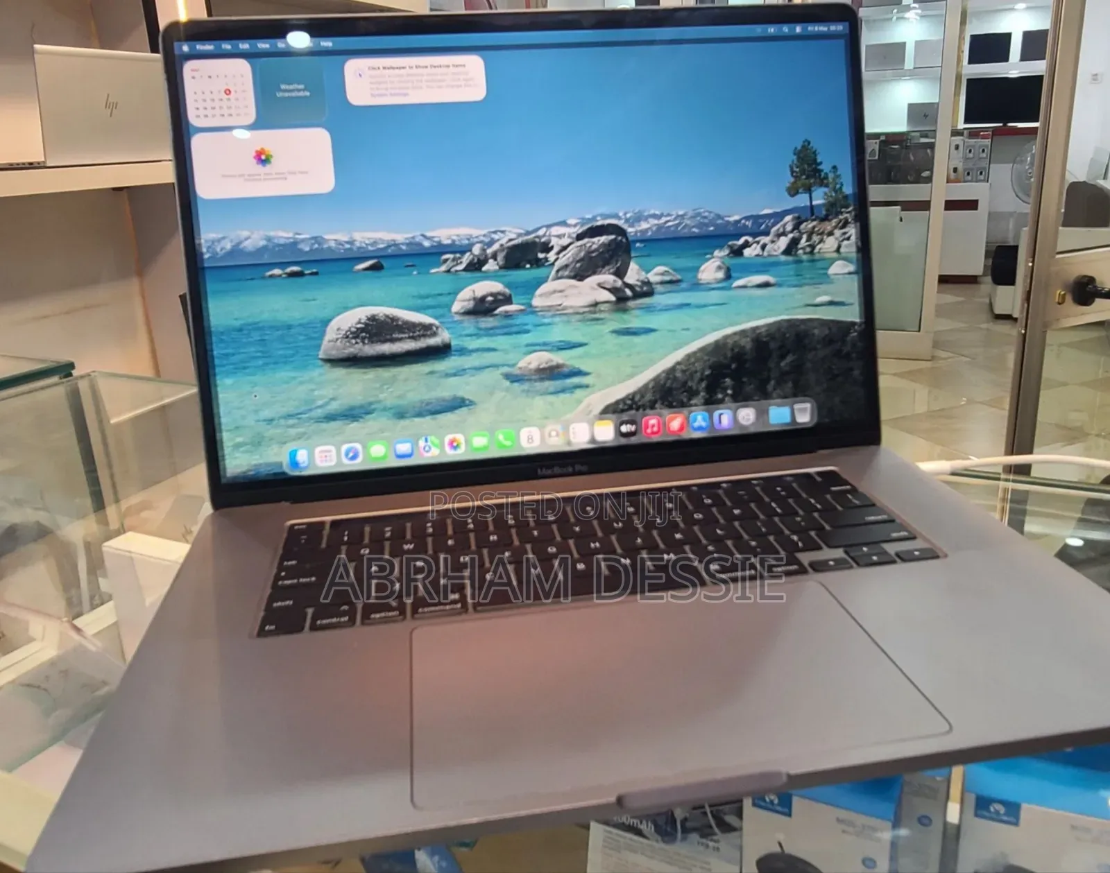 New Laptop Apple MacBook Pro 2019 32GB Intel Core i9 SSD 1T