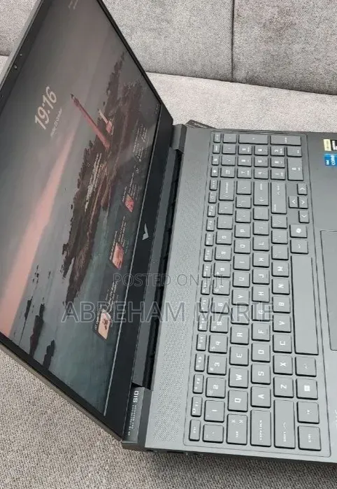 New Laptop HP Victus 15 16GB Intel Core i7 SSD 1T