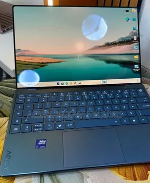 New Laptop Lenovo ThinkPad X1 Carbon 16GB Intel Core Ultra 7 SSD 512GB