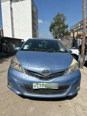 Toyota Yaris 2012
