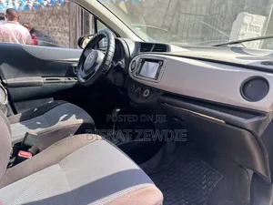 Toyota Yaris 2012