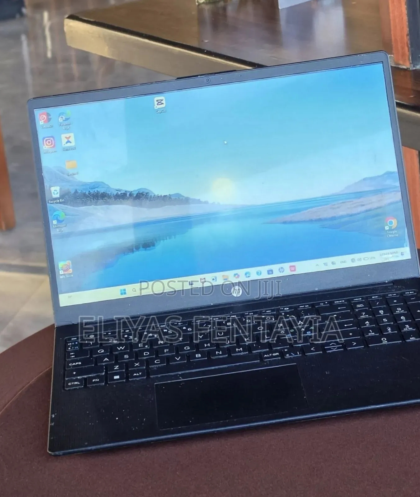 New Laptop HP Stream Notebook 8GB Intel Core i7 SSD 256GB