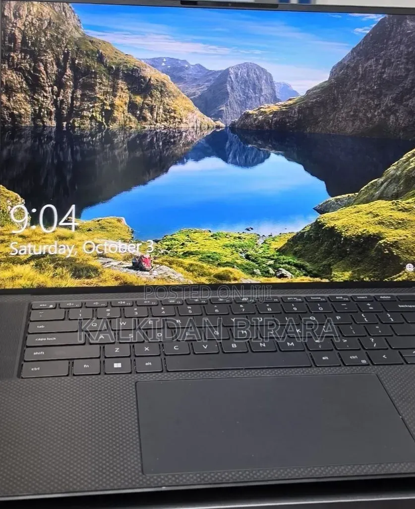 New Laptop Dell Precision 5570 16GB Intel Core i7 SSD 512GB