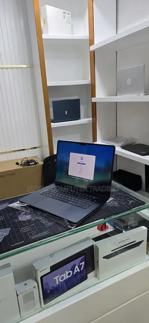 New Laptop Apple MacBook Air 2026 M5 16GB Apple M5 SSD 512GB
