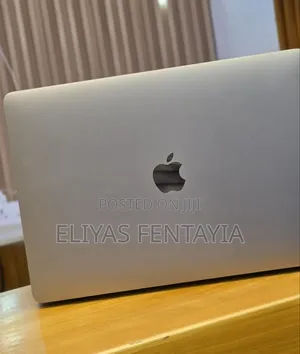 New Laptop Apple MacBook Air 2020 M1 16GB Intel Core i7 SSD 512GB