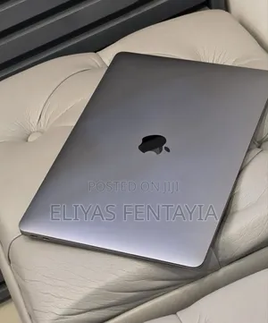 New Laptop Apple MacBook Air 2020 M1 16GB Intel Core i7 SSD 512GB
