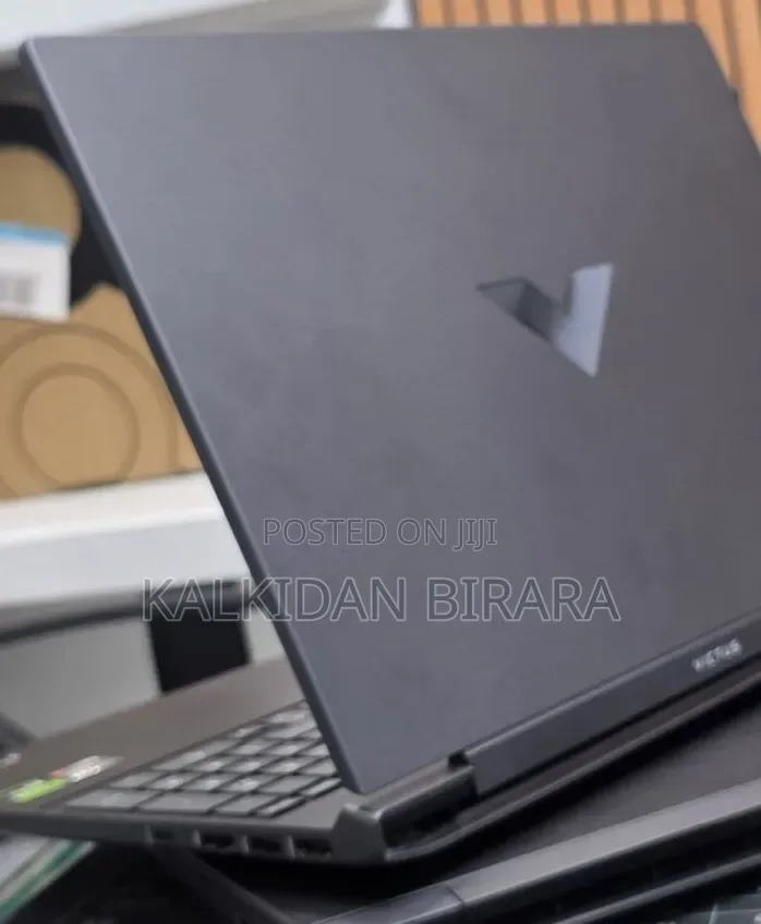 New Laptop HP Victus 16 16GB AMD Ryzen 7 SSD 512GB