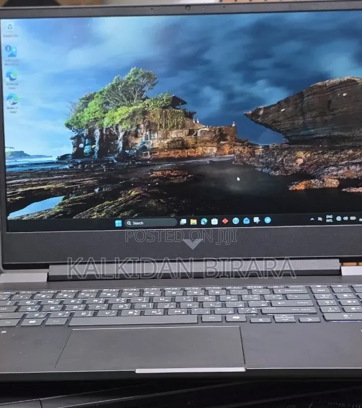 New Laptop HP Victus 16 16GB AMD Ryzen 7 SSD 512GB