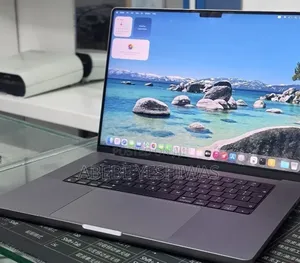 New Laptop Apple MacBook Pro 2021 M1 32GB Apple M1 Pro SSD 512GB