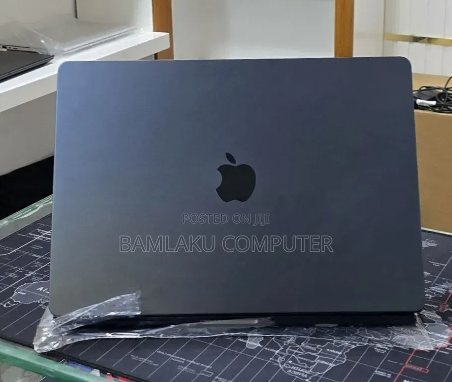 New Laptop Apple MacBook Air 2026 M5 16GB Apple M5 SSD 512GB
