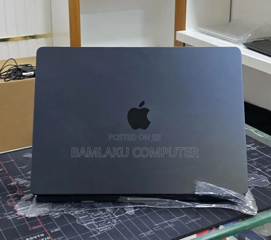 New Laptop Apple MacBook Air 2026 M5 16GB Apple M5 SSD 512GB