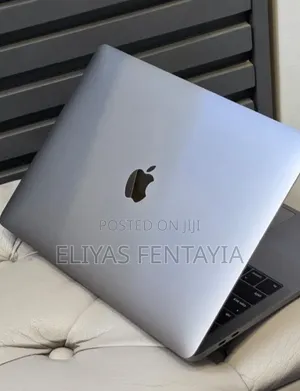 New Laptop Apple MacBook Pro 2019 16GB Intel Core i5 SSD 512GB