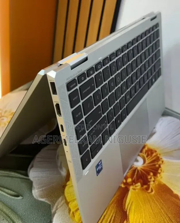 New Laptop HP EliteBook 1040 G8 32GB Intel Core i7 SSD 1T