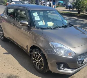 Suzuki Swift 2021 Gray