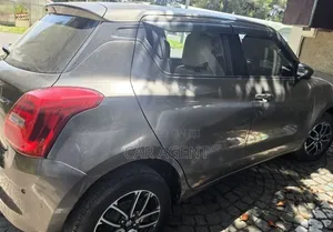 Suzuki Swift 2021 Gray