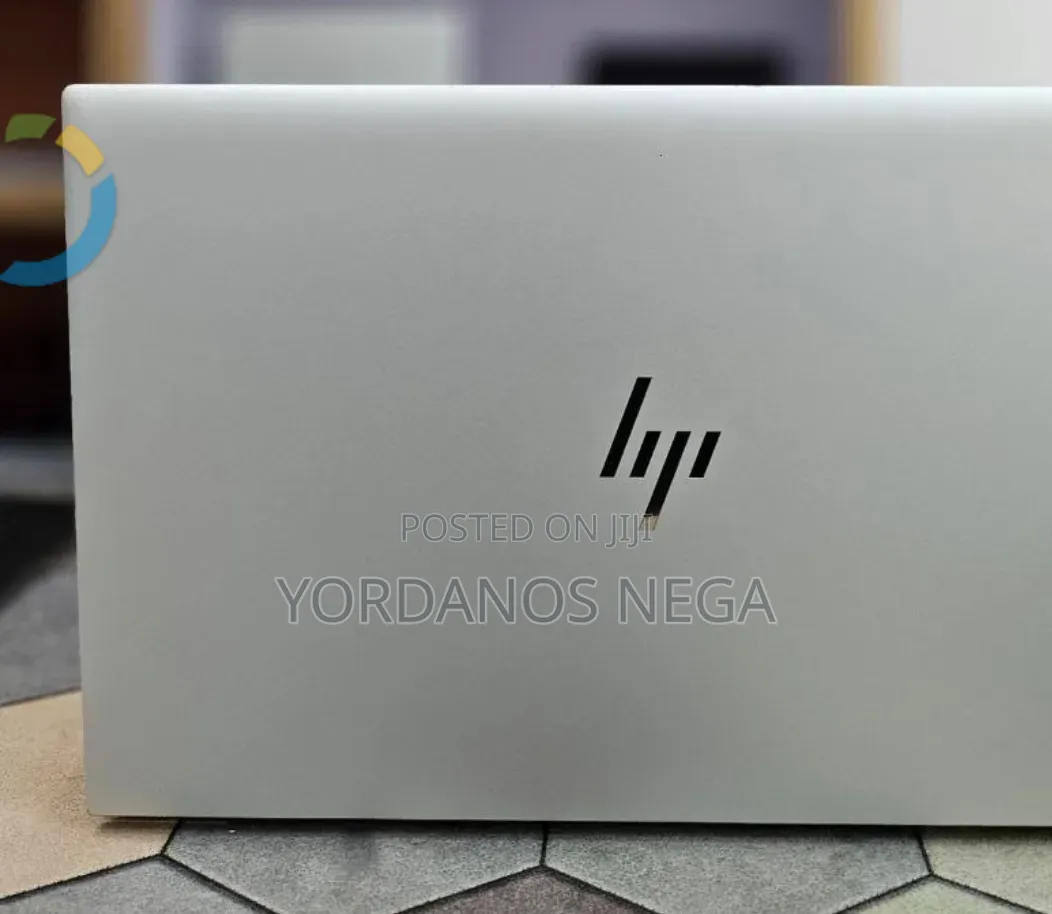 New Laptop HP ZBook Firefly G8 16GB Intel Core i7 SSD 512GB