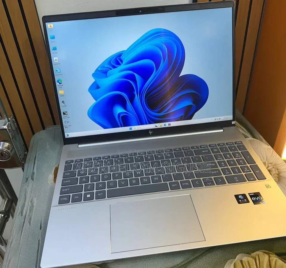 New Laptop HP Pavilion 15t 16GB Intel Core i7 SSD 1T