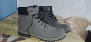 አዲስ የEverest ቦት ጫማ ለሽያጭ