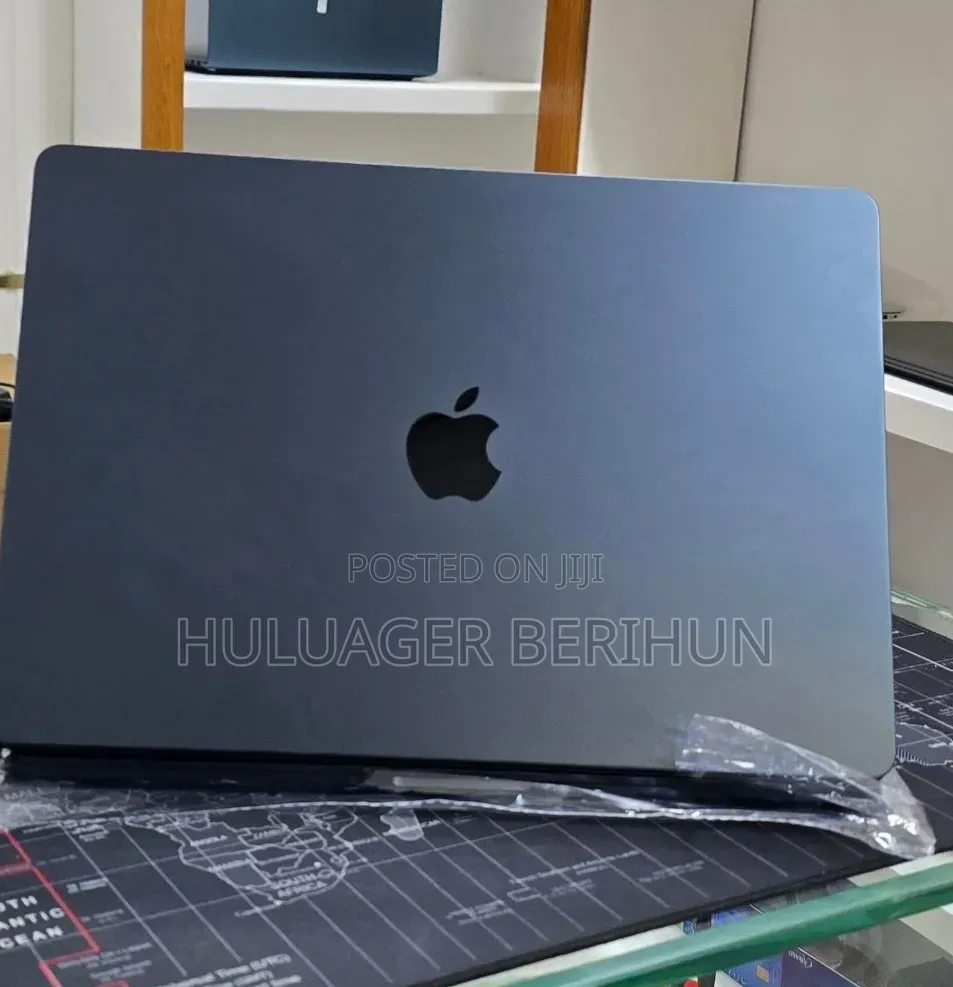 New Laptop Apple MacBook Air 2026 M5 16GB Apple M5 SSD 512GB