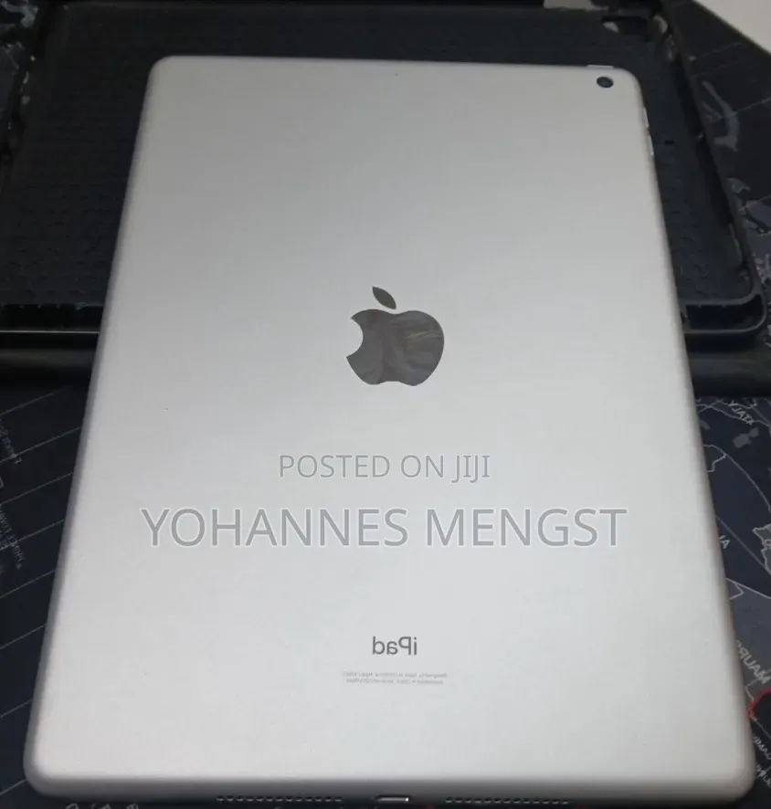 New Apple iPad (2022) 256 GB White