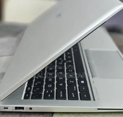 New Laptop HP EliteBook 1030 16GB Intel Core i7 SSD 512GB