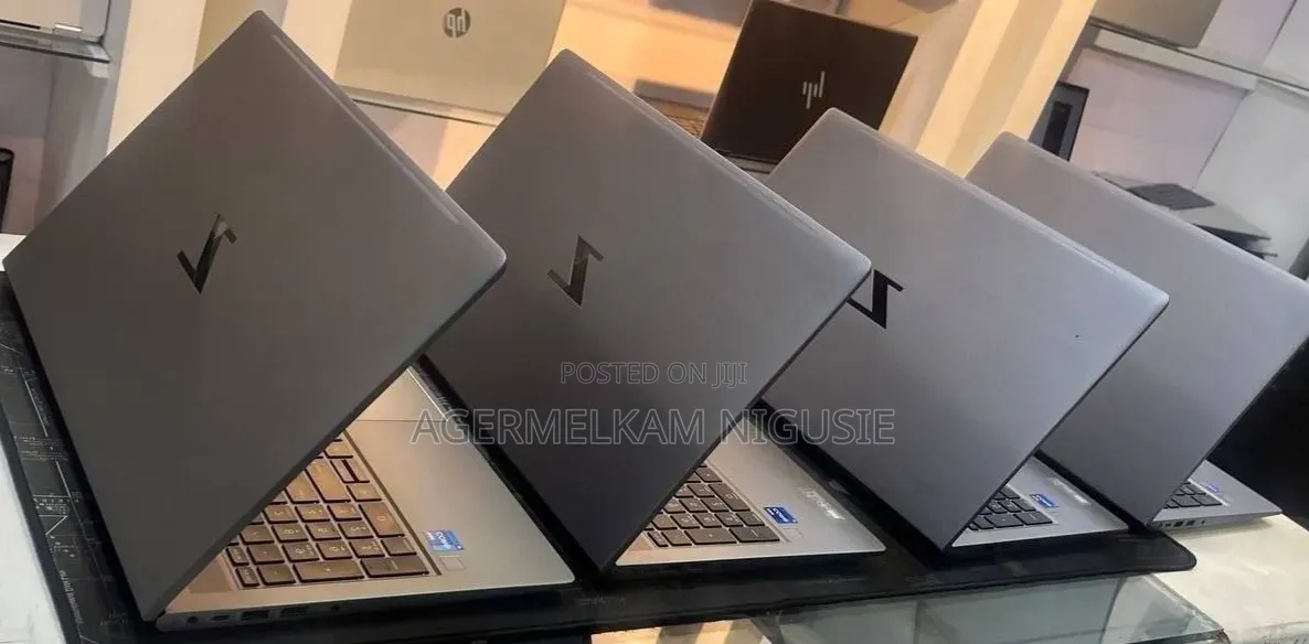 New Laptop HP ZBook Power G7 16GB Intel Core i7 SSD 512GB