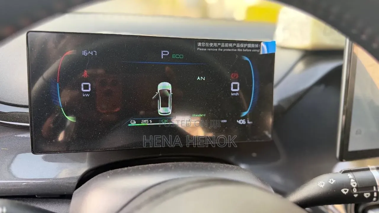 BYD E2 43 kWh 94 hp FWD 2025 Gray