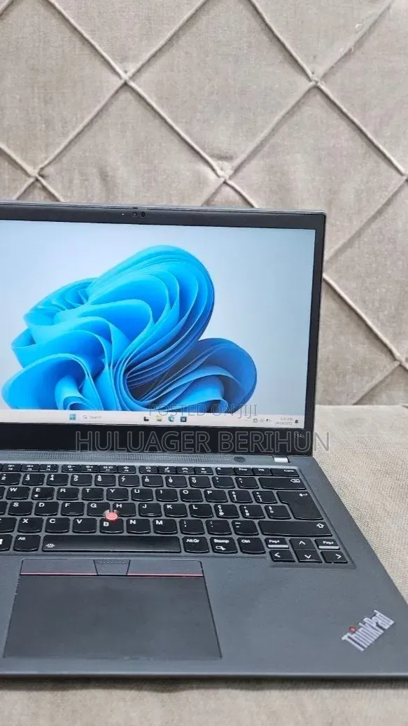 New Laptop Lenovo ThinkPad T14 16GB Intel Core i7 SSD 512GB
