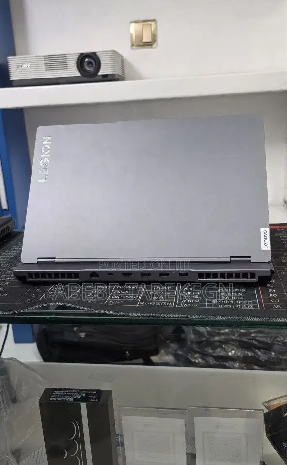 New Laptop Lenovo Legion 5 16GB Intel Xeon SSD 512GB