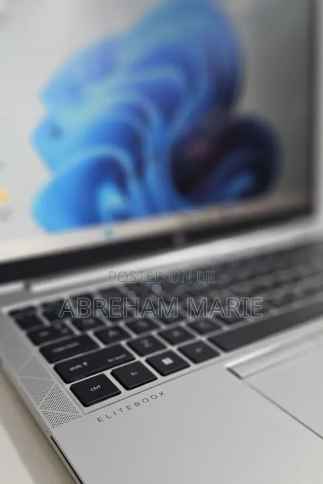 New Laptop HP EliteBook 840 G8 16GB Intel Core i7 SSD 512GB